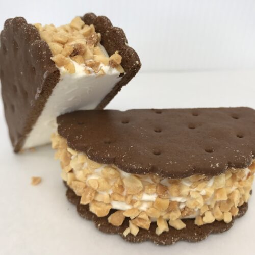 Wafer Cookies With Vanilla Ice Cream And Chopped Peanuts